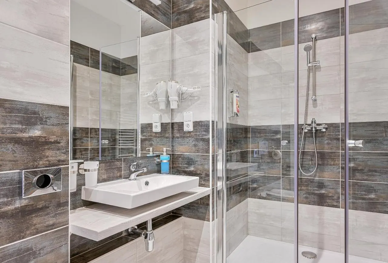 Hotel Venezia Prag 3*,